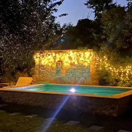 Bed & Breakfast Foret Du Mas Des Fontaines 3*